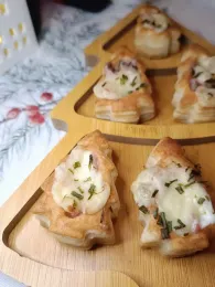 Mini sapins feuilletés jambon raclette