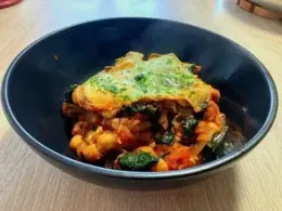Poêlée méditerranéenne aux oeufs et légumes